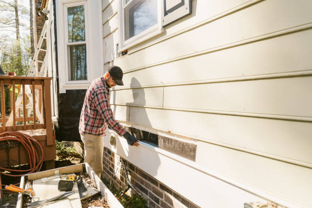 Top rated local Storm Damage Siding Repair specialists in Hookstown, PA